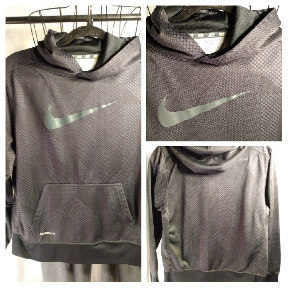 X large Nike therma fit hoodie